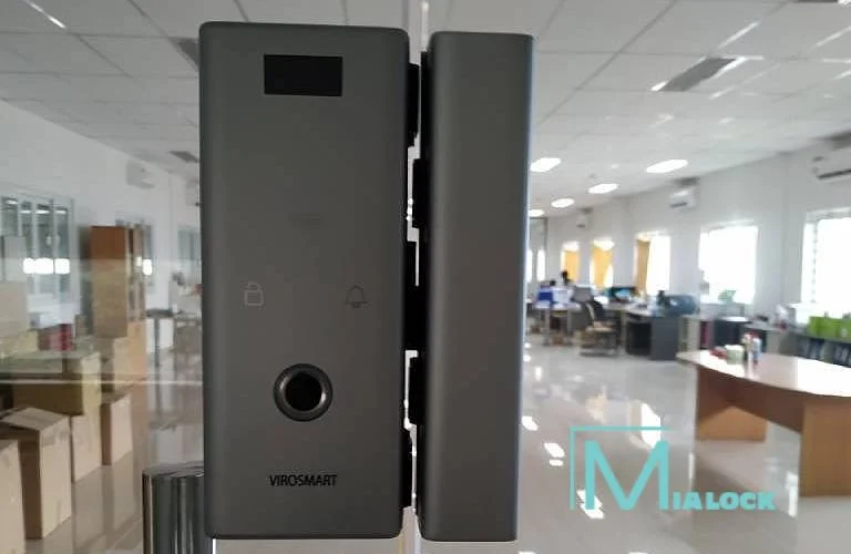 Nhà phố 4 tầng phong cách hiện đại — ảnh 3